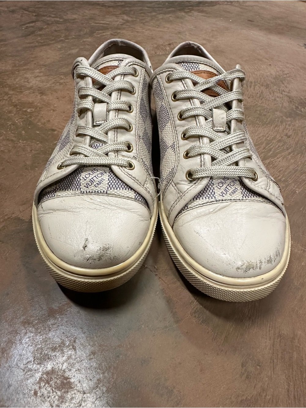 Louis Vuitton Damier Azur Low-Top Sneakers - Picture 2 of 10